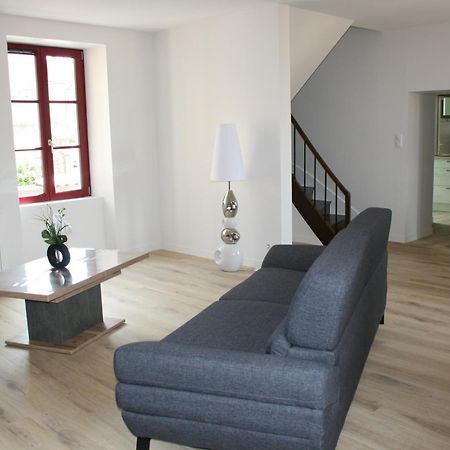 Les Nuits D'Aldearde Apartment Airvault Exterior foto
